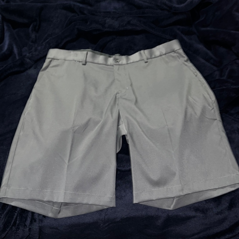 Men’s Nike Golf Shorts